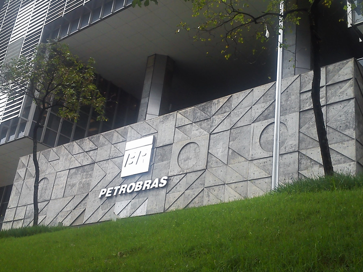 Petrobras assina financiamento de US$ 1 bilhão com o China Exim Bank