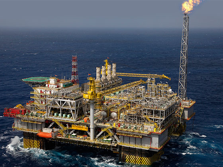 Produção de petróleo e gás natural da Petrobras cresce e bate recorde em agosto