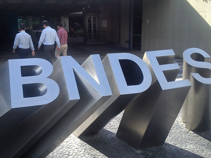 Com nova linha de crédito BNDES amplia apoio financeiro a capital de giro