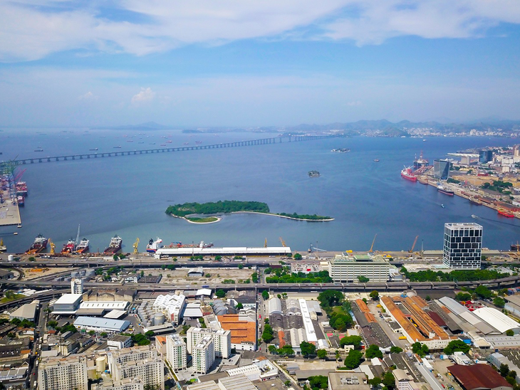 Porto do Rio de Janeiro renova contrato com Petrobras para uso de base de apoio offshore dos campos do pré-sal da BS