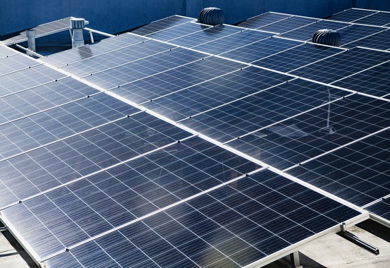 Em SP, energia solar já alcança mais de 75 mil consumidores em 98% dos municípios Em SP, energia solar já alcança mais de 75 mil consumidores em 98% dos municípios