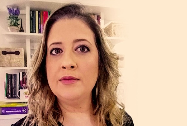 Lembre-se de abaixar o volume, por Juliana Caversan Lembre-se de abaixar o volume, por Juliana Caversan