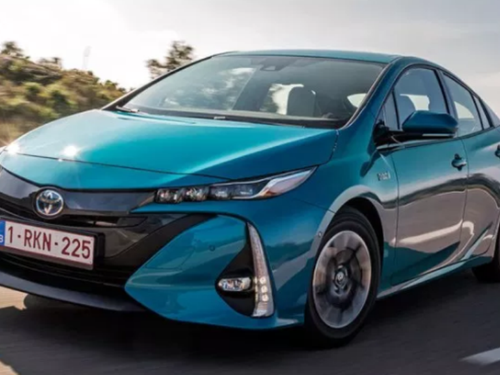 Teste com carros híbridos flex têm apresentado resultados promissores, diz presidente da Toyota  