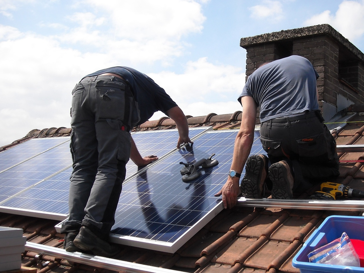 Mais de 147 mil empregos serão criados no setor de energia solar em 2021